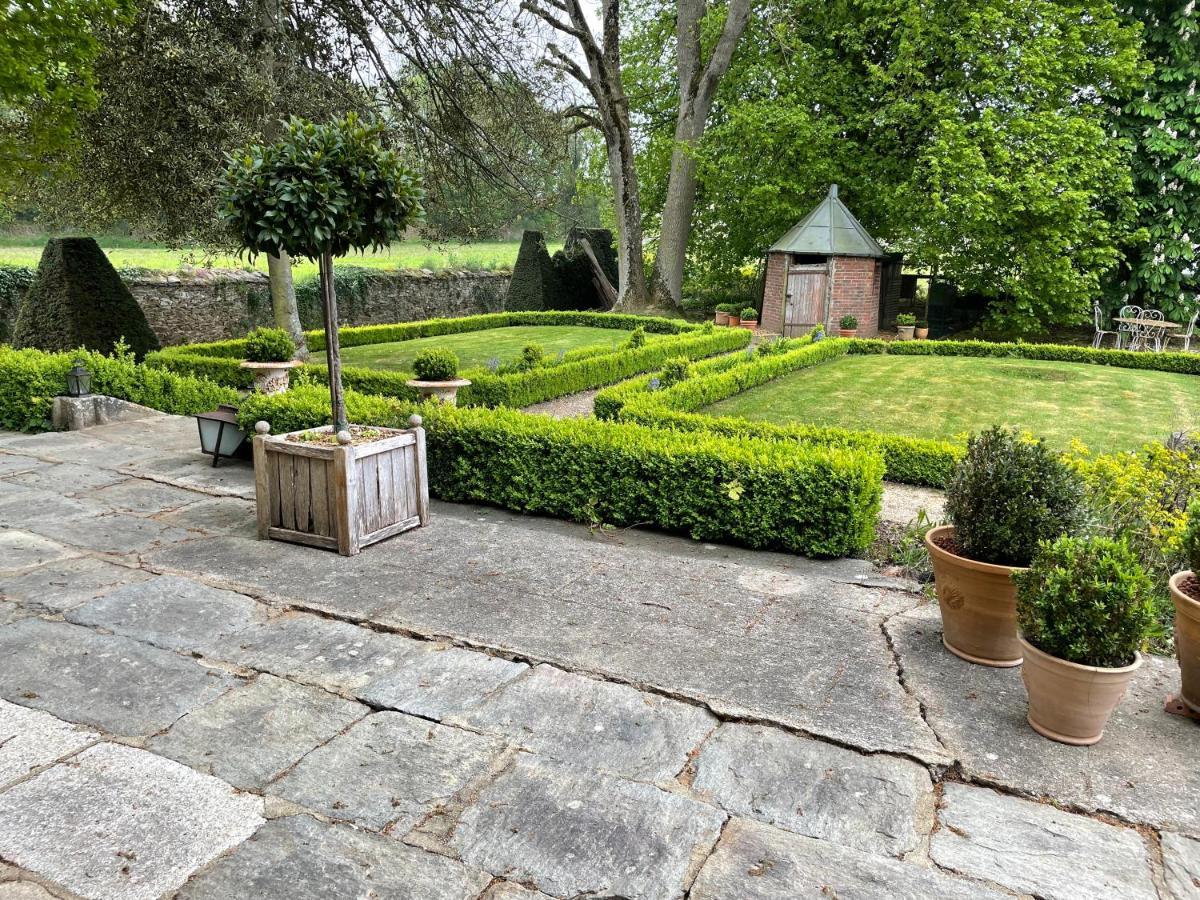 Le Manoir De La Bigotiere Panzió Pleslin-Trigavou Kültér fotó