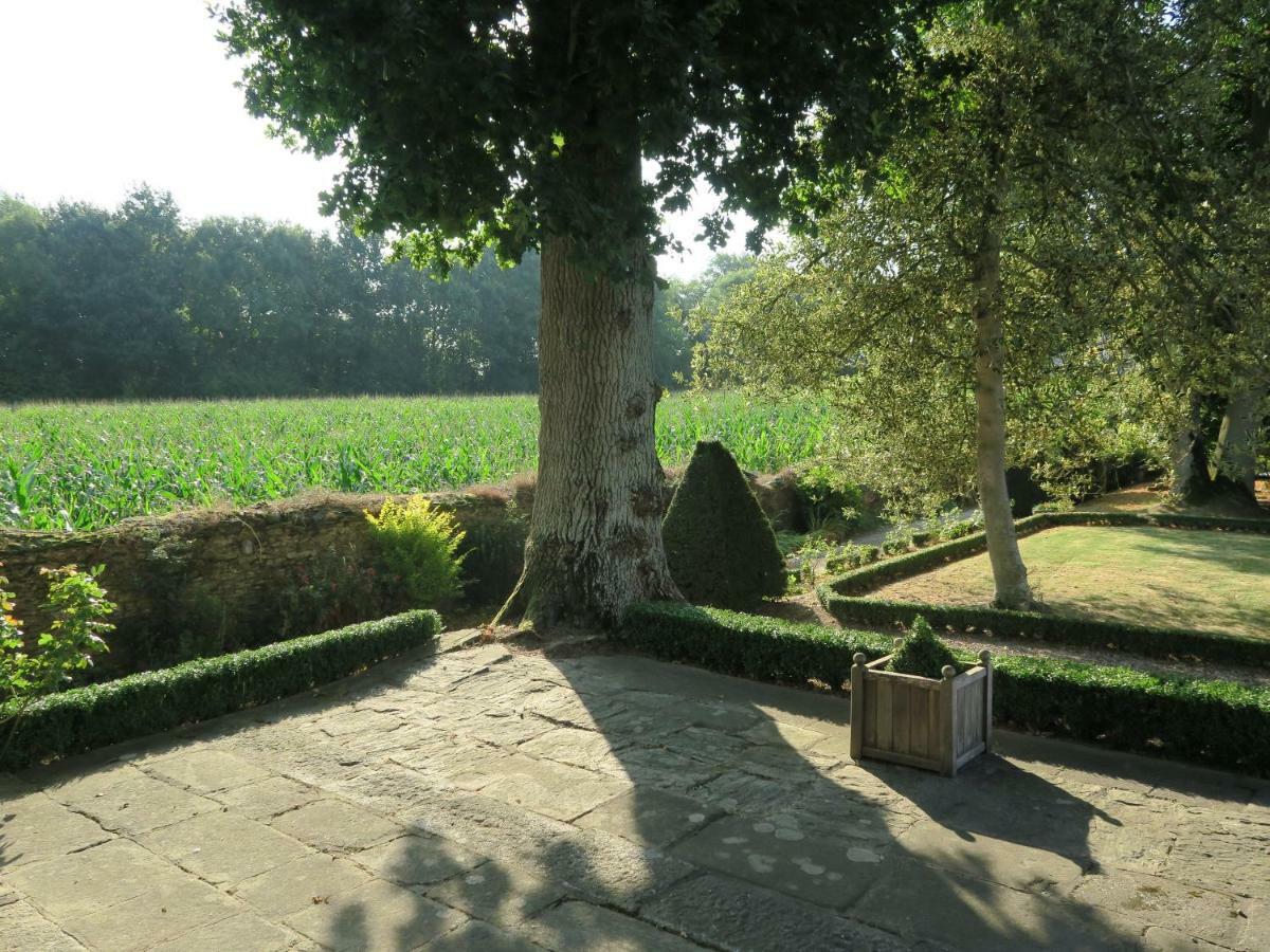 Le Manoir De La Bigotiere Panzió Pleslin-Trigavou Kültér fotó