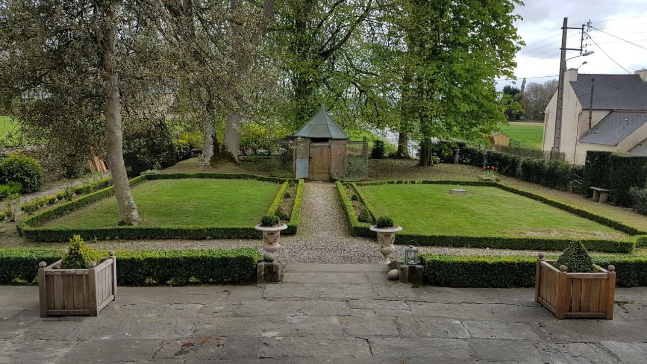 Le Manoir De La Bigotiere Panzió Pleslin-Trigavou Kültér fotó